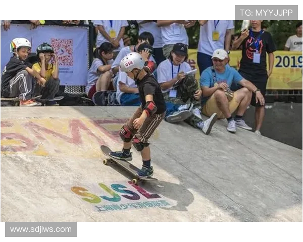 上海街舞队在极限运动联赛中的团队协作表现分析与点评